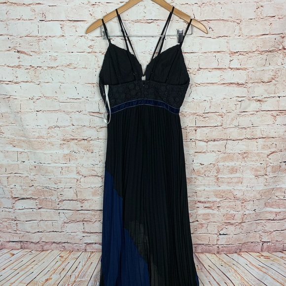 Foxiedox Nealea Pleat Chiffon Dress - Picture 9 of 11